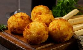 Celebre o Dia de Nossa Senhora Aparecida com Bolinhos de Peixe!