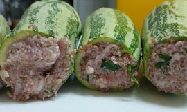 Abobrinha Recheada Crocante: A Surpresa de Sabor que Você Precisa Experimentar! 🍆✨