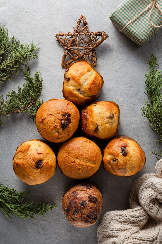 Designed by Freepik - https://www.freepik.com/free-photo/still-life-delicious-panettone-composition_20282742.htm#fromView=search&page=1&position=47&uuid=b5efd622-3ca8-40c3-8a9e-36ca8172e6ab&new_detail=true